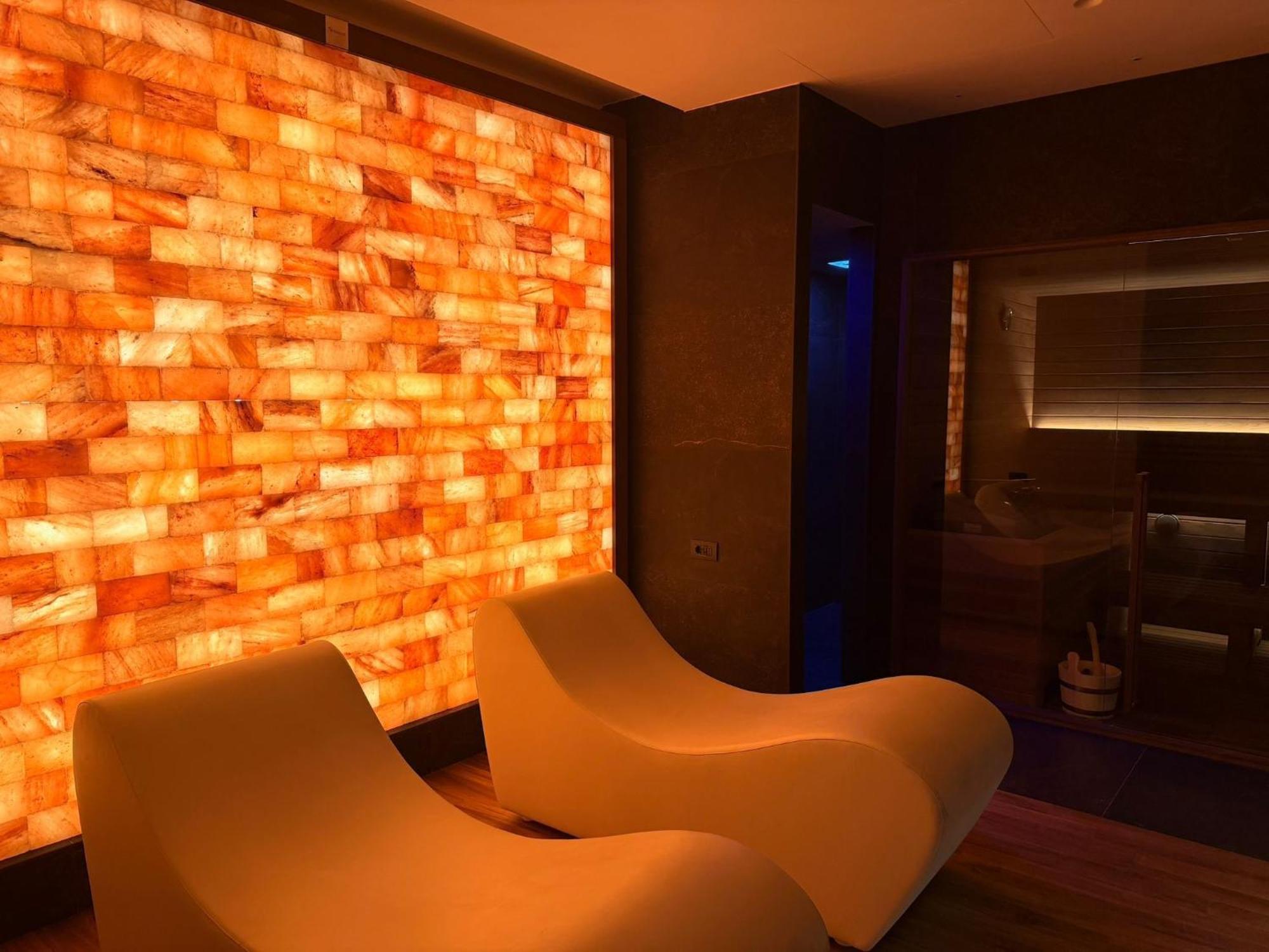 Hotel White — Photos 1