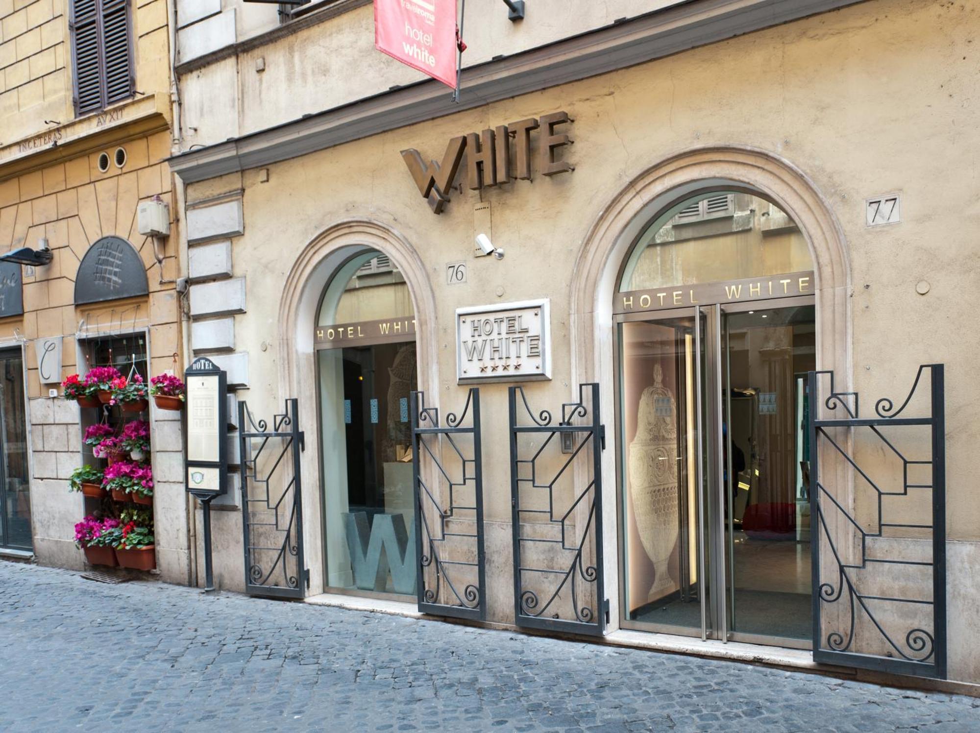 Hotel White — Photos 2